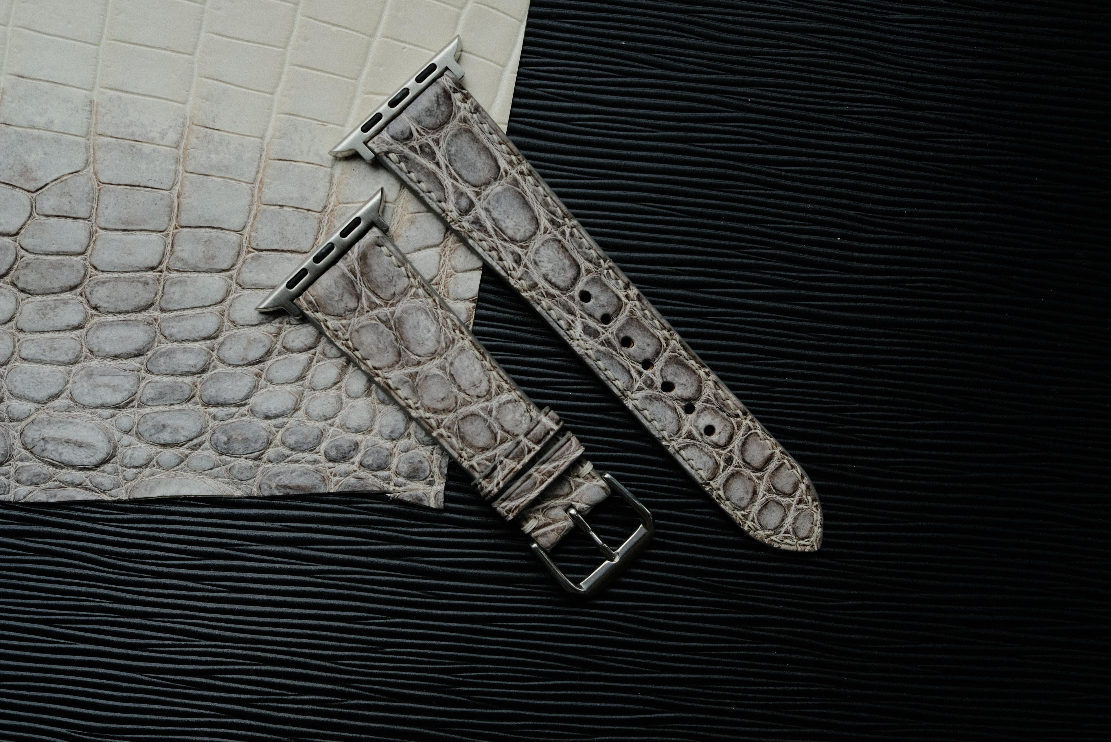 アップルウォッチ時計ベルト。ヒマラヤタロコダイル革使用バンドアップルウォッチ時計ベルト手縫い時計バンド1枚目の画像